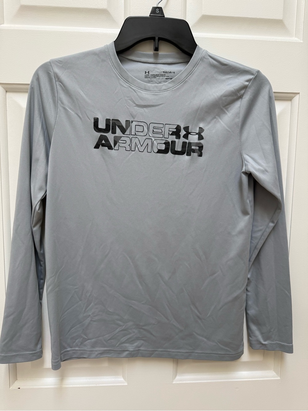 Under Armour Youth’s Long Sleeve Heatgear T-Shirt - Light Gray with Black Logo